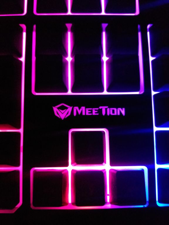 Meetion MT-K9320 Gaming Keyboard